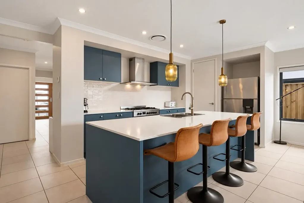 Banya 4Phòng ngủ Modern Family Living with Space, Style & Comfort