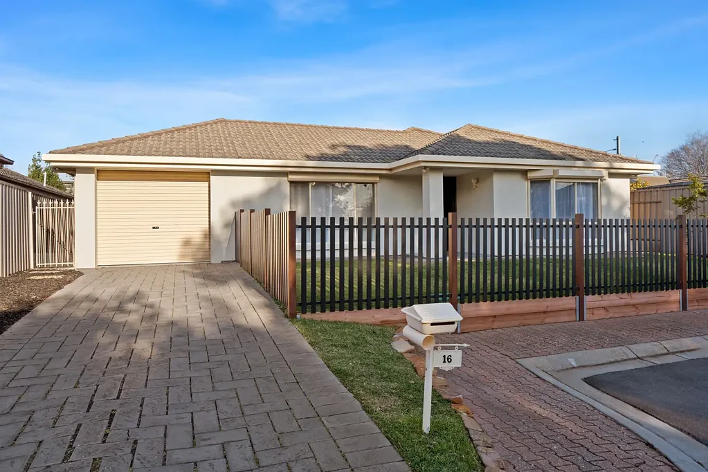 16 Timothy Court, Mitchell Park, SA 5043