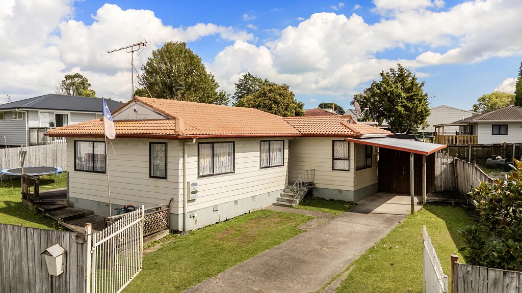 39 Secretariat Place, Randwick Park, Manukau City, Auckland
