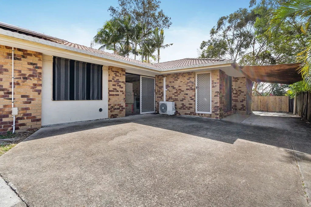 2/16 Paramount Place, Oxenford, QLD 4210