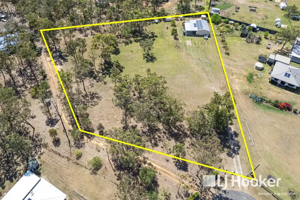 Regency Downs Lifestyle Block with Council-Approved Shed on 6087sqm