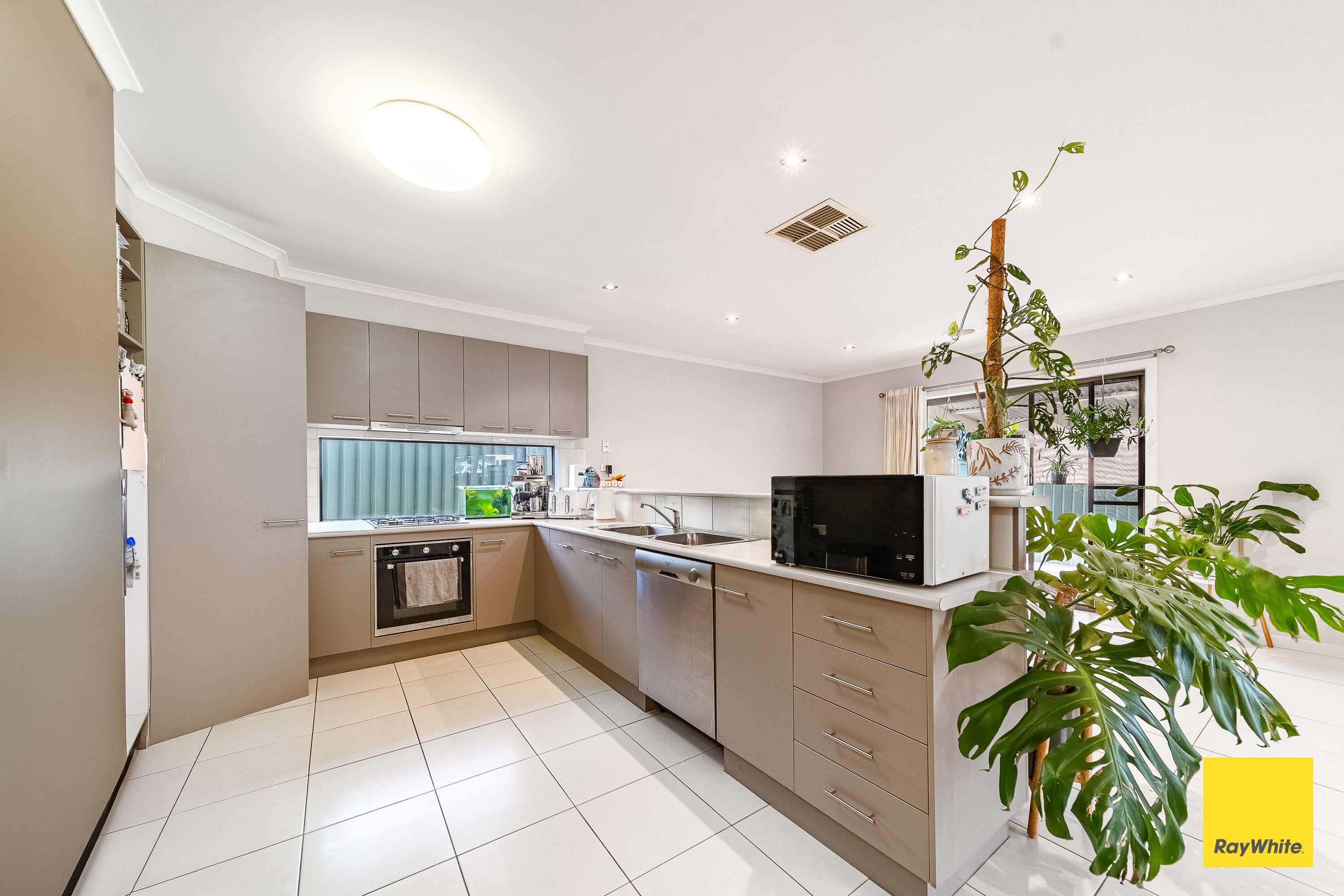 16 KECK ST, FLORA HILL VIC 3550, 0房, 0浴, Unit