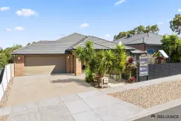 3 Simmons Drive, Bacchus Marsh