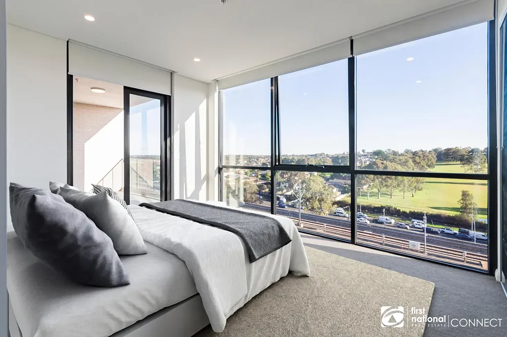 Rouse Hill 1 Bedroom Stunning Level 7 Apartment with Uninterrupted Panoramic Views!