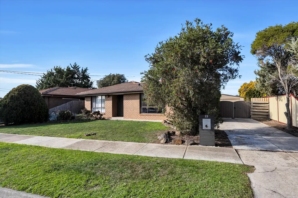 22 ALBATROSS AVENUE, Werribee, VIC 3030