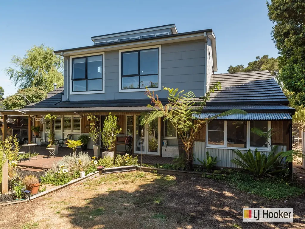 16 Whiting Street, Pioneer Bay, VIC 3984