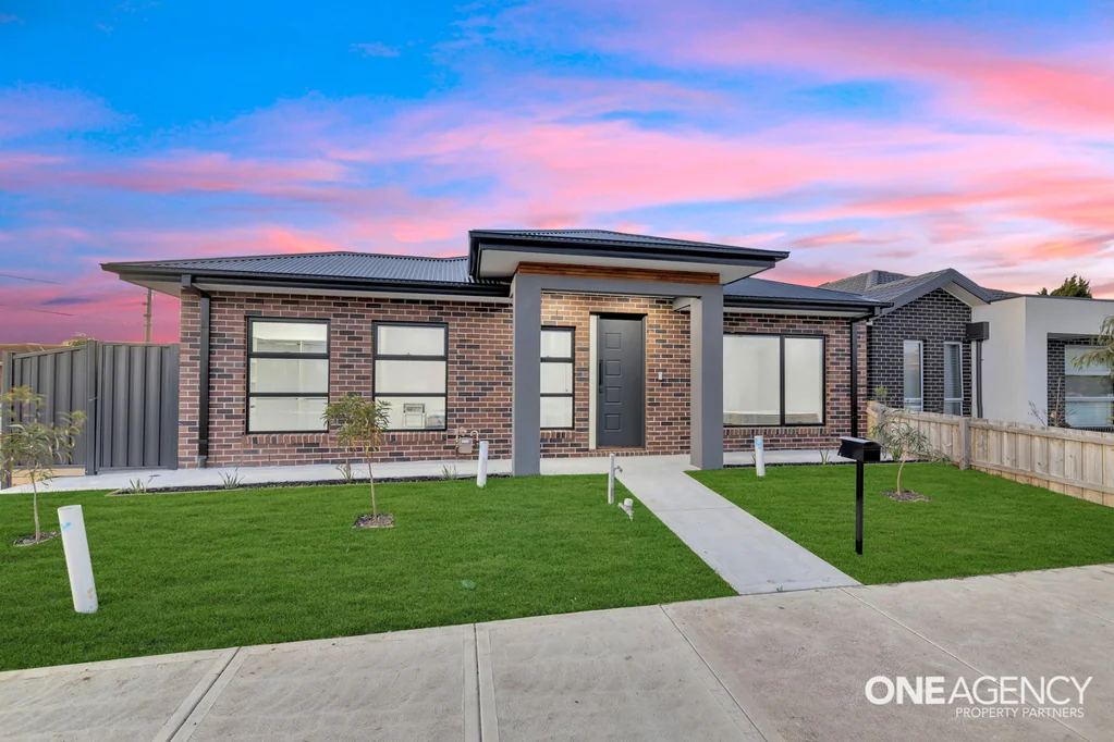 Altona Meadows 3Kwarto Investors Delight With Secured Lease at $640 Per Week