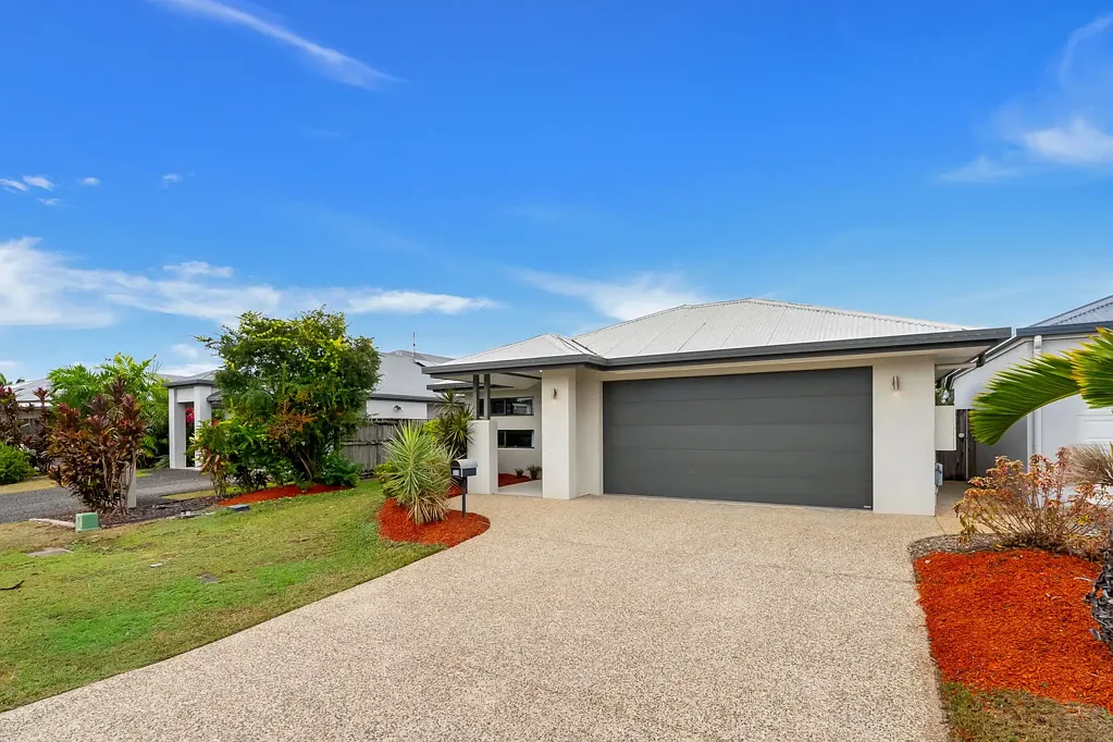 16 Marrabah Avenue, Smithfield, QLD 4878