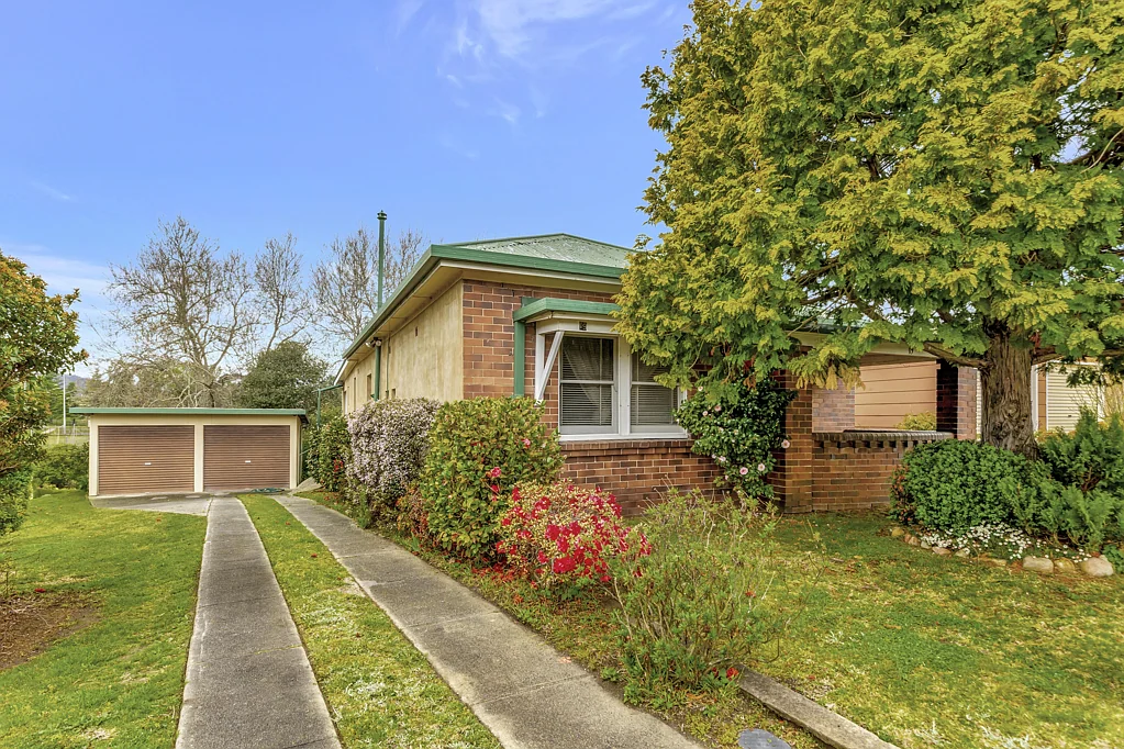 19 Albert Street, Lithgow, NSW 2790