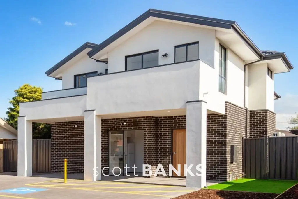 Suite 9 - Includes furniture, utilities and free internet - O'Neils Road Residences