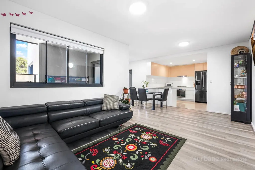 Toongabbie 2Kwarto Charming 2 bedroom apartment in the heart of Toongabbie!