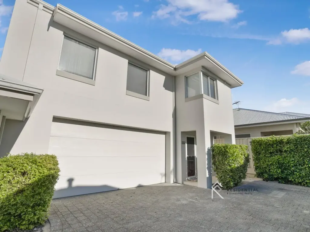 Innaloo 3ਬੈੱਡਰੂਮ Luxury, Light & Lifestyle Near Lake Gwelup and Karrinyup Shopping Centre