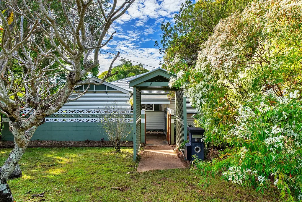 Gympie 3ห้องนอน Charming Family Home in Prime Gympie Location - Ideal to Invest or Nest!