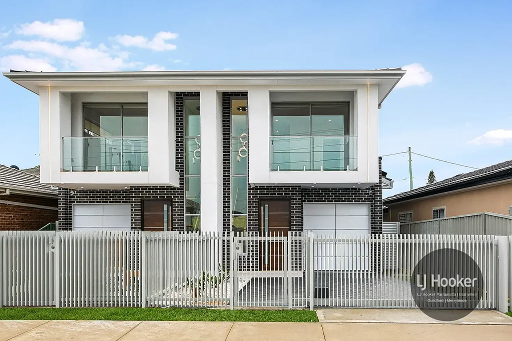 Guildford 5房  Two Brand New Duplex's