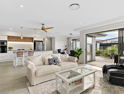 6 Davey Crescent, Orewa, Rodney, 4 Kuwarto, 2 Banyo, House