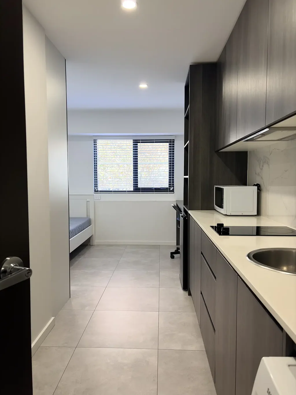 Fully Furnished Studio In The Heart Of Kingsford