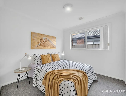 10 Raspberry Way, Kurunjang, VIC 3337, 4 Kuwarto, 2 Banyo, House