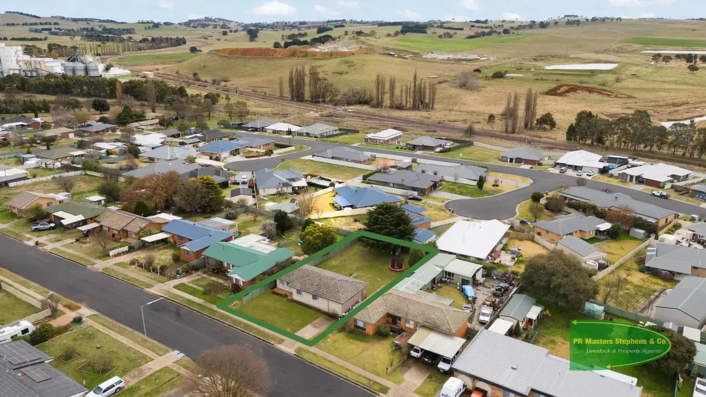 Blayney 3 Bedroom A Sweet Little Suburban Home