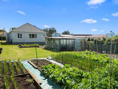 Greenlane 3Moenga Location, Lifestyle and 817 m2 Land