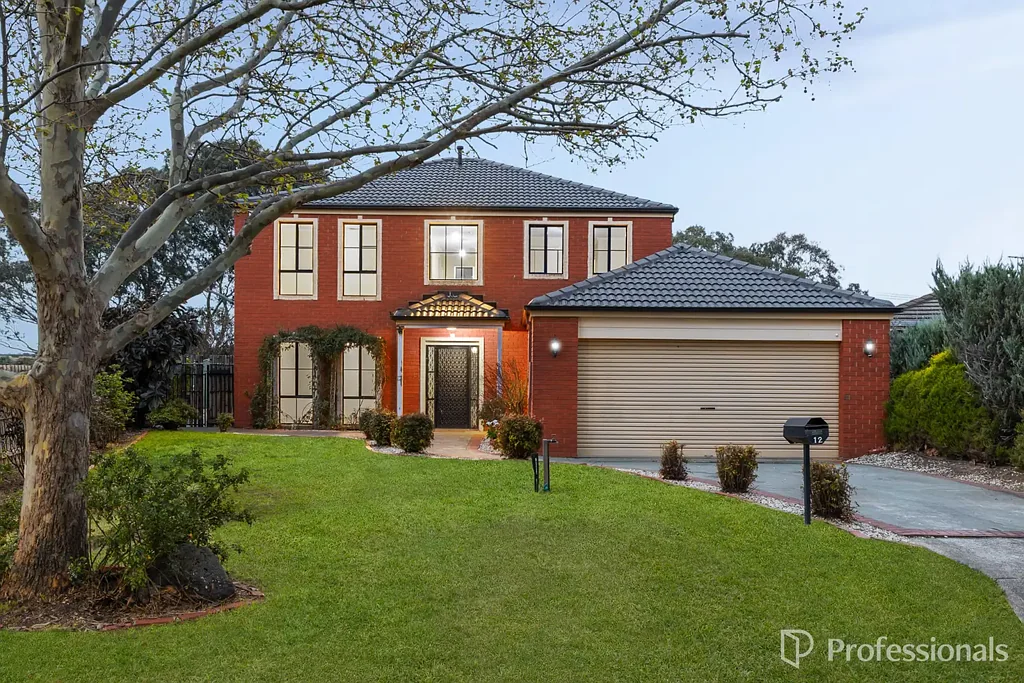 12 Rowell Place, Taylors Lakes, VIC 3038