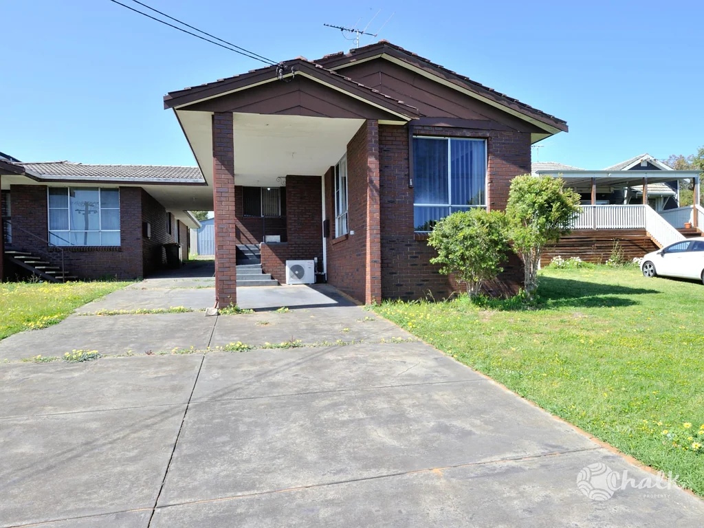 LEASE PENDING - CHARMING SEASIDE DUPLEX! LAWN MOWING INCLUDED!