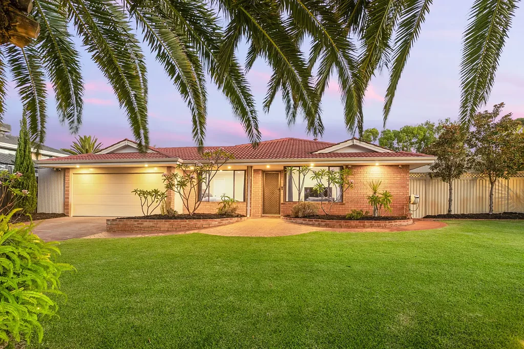 10 Bulrush Drive, Bibra Lake, WA 6163