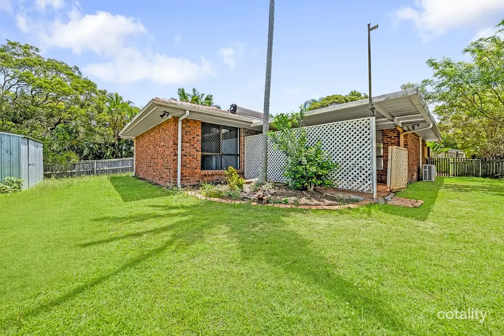 Albany Creek 4બેડરૂમ Walk to Schools, Parks & Shops - The Perfect Family Home