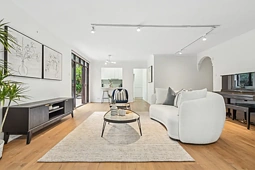 5/2 Artarmon Road, Willoughby