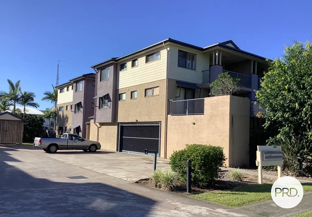 Modern 2 Bedroom Unit with Large Balcony