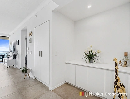 1002/372 Marine Parade, Labrador, Gold Coast, 2 Bedrooms, 2 Bathrooms, Apartment