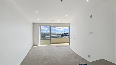 The Mirage - 1 Bedroom, 1 Bathroom, 1 Carpark, Unfurnished