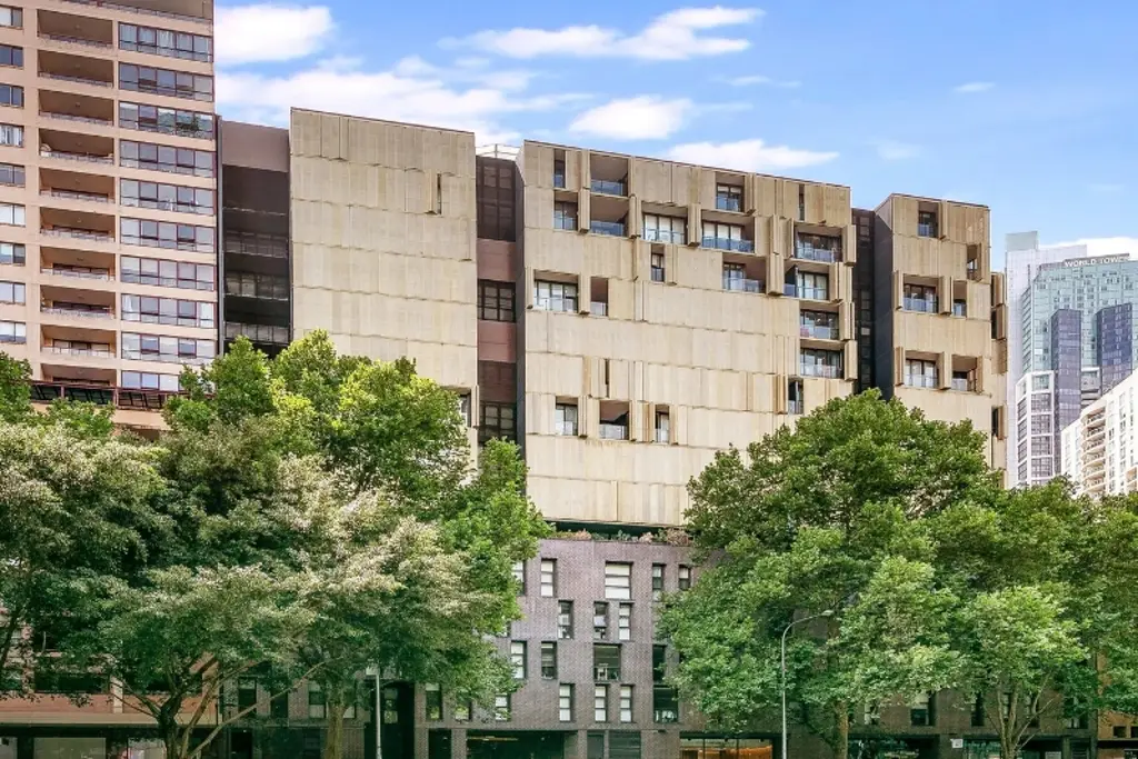 Sydney  Luxury Inner-City Living at 'Radiance' – Ideal for Professionals & Investors