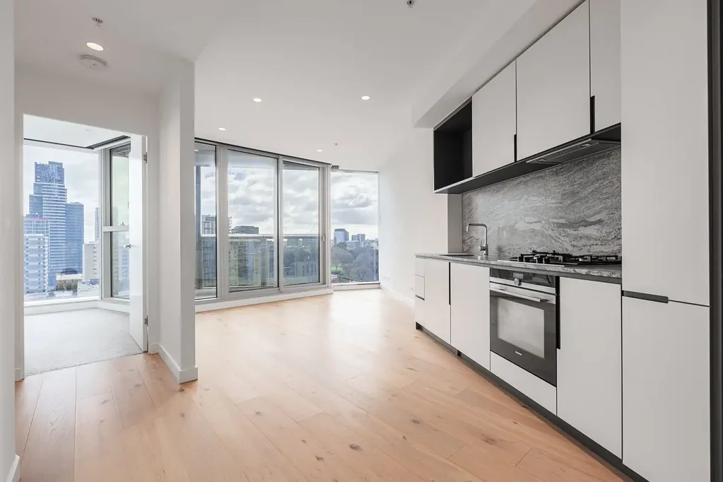 Modern Two-Bedroom CBD Apartment Opposite Southern Cross Station