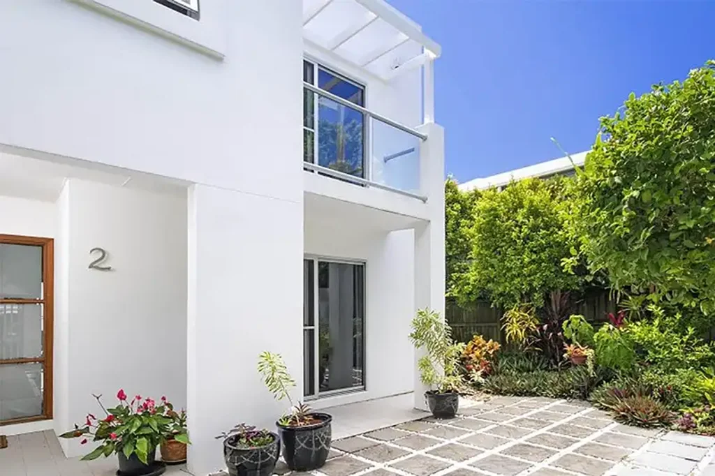 Tewantin 3ਬੈੱਡਰੂਮ Multi-Level Townhome in Ultra-Exclusive Riverfront Enclave