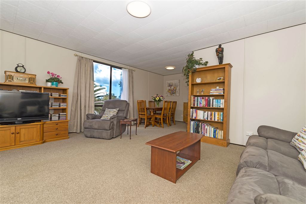 2/15 Cyril Crescent, West Harbour, Auckland - Waitakere, 3部屋, 1バスルーム