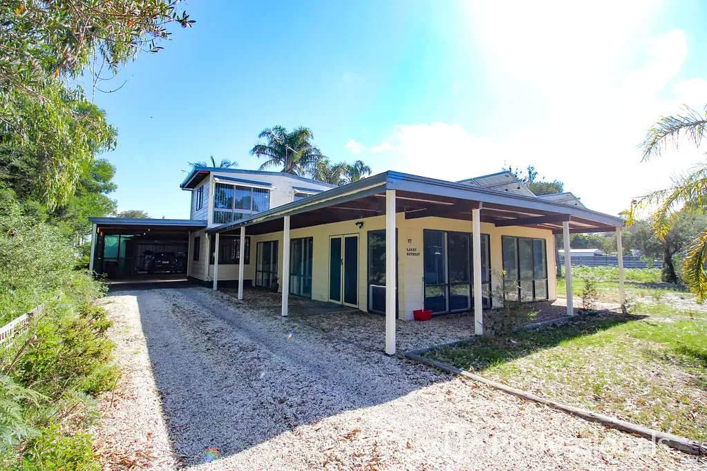 35 - 37 Reeves Street, Loch Sport, VIC 3851