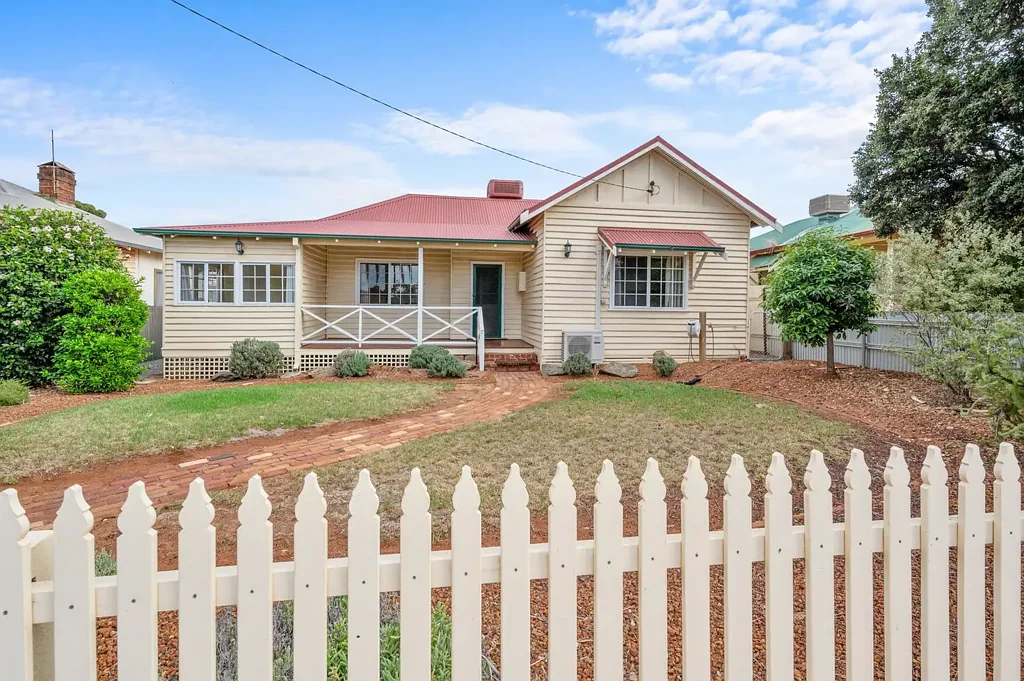 58 Ward Street, Lamington, WA 6430
