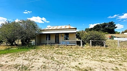 60 Gibbo Street, Benambra