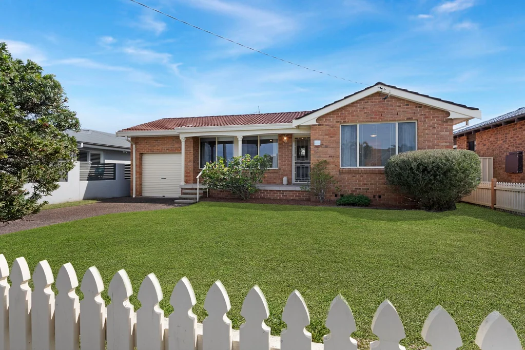 11 Eloora Road, Long Jetty, NSW 2261