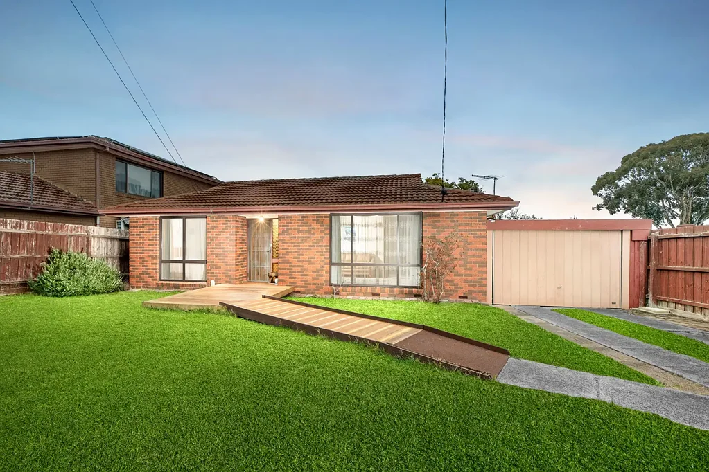 Clarinda 3ਬੈੱਡਰੂਮ Family Friendly Residence in Quiet Location!