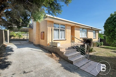 Creswick 3 Slaapkamer SPACE, CHARM & POTENTIAL IN A PRIME CRESWICK LOCATION
