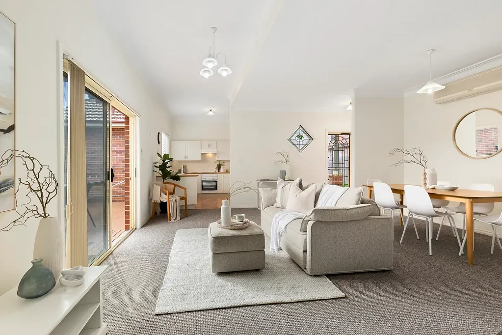 2/119 Kemp Street, Hamilton South, NSW 2303