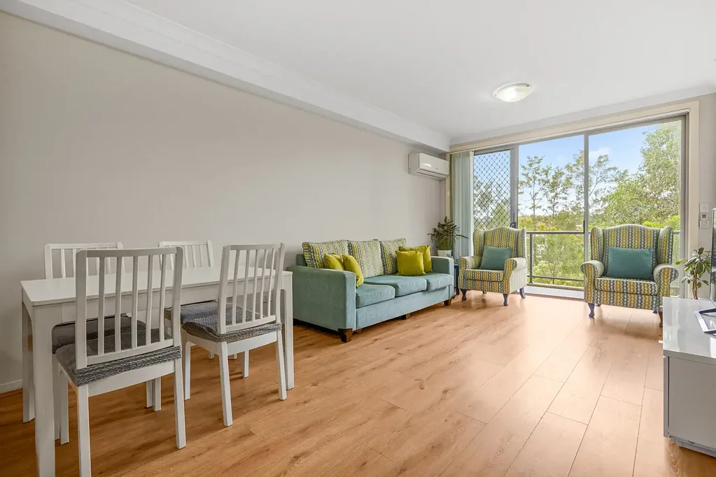 202/8D Myrtle Street, Prospect, NSW 2148