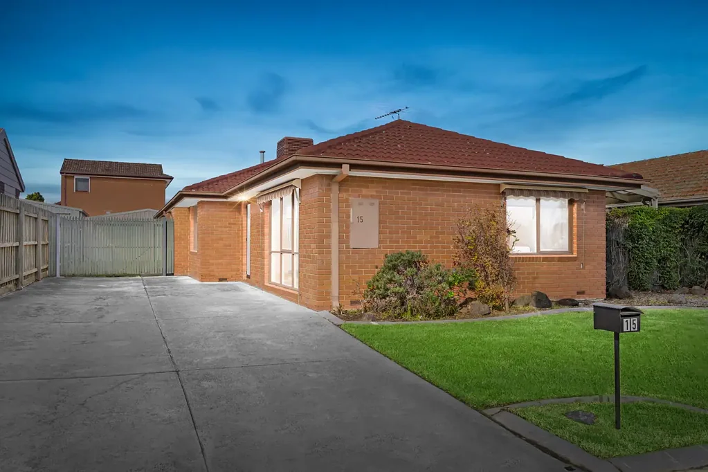 Mill Park 4Zimmer Where Family Living Meets Practicality!