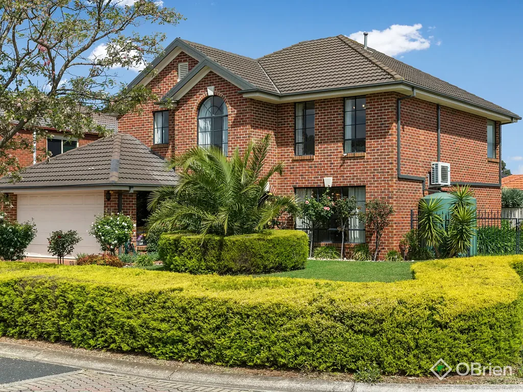 Caroline Springs 4ਬੈੱਡਰੂਮ Immaculate Family Living on a Generous 747 m² Block