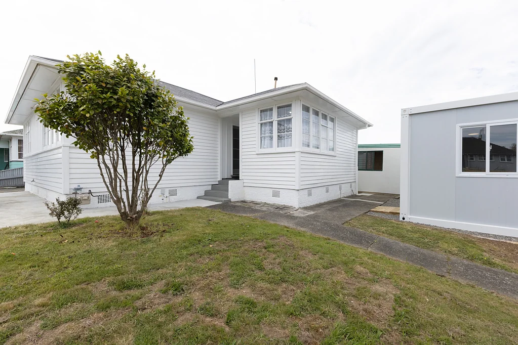 24 Clyde Crescent, Roslyn, Palmerston North, Manawatu-Wanganui
