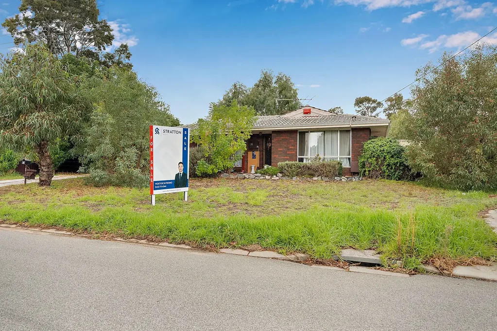 Armadale 3 Bedroom 3-Bedroom Home on 690sqm R40 Corner Block with Retain & Build Subdivision Potential!!