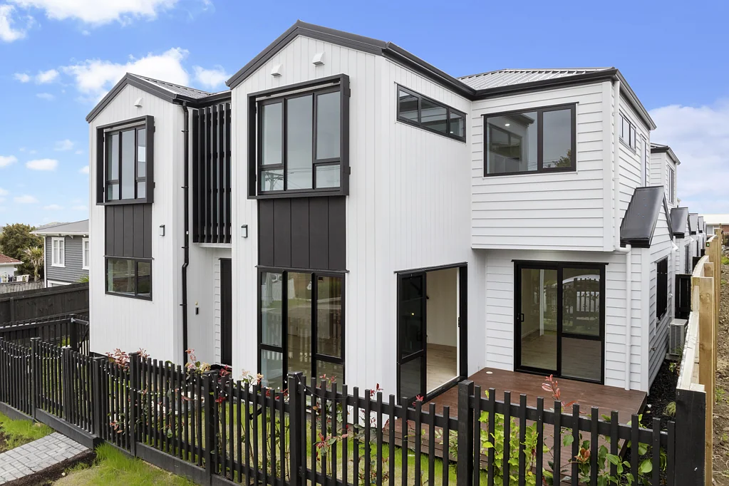 1/6 Pikitea Road, Mangere Bridge, Manukau City, Auckland