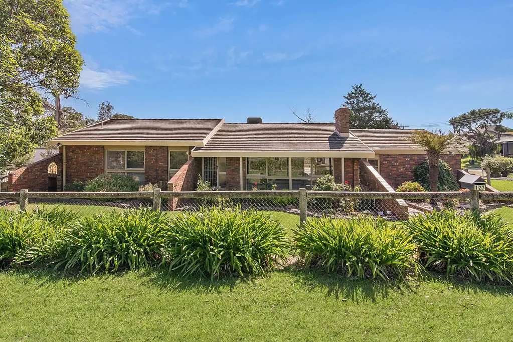 127 Elizabeth Drive, Rosebud, VIC 3939