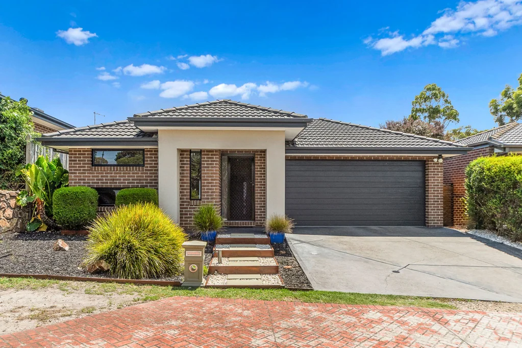 22 Rhone Grove, Skye, VIC 3977